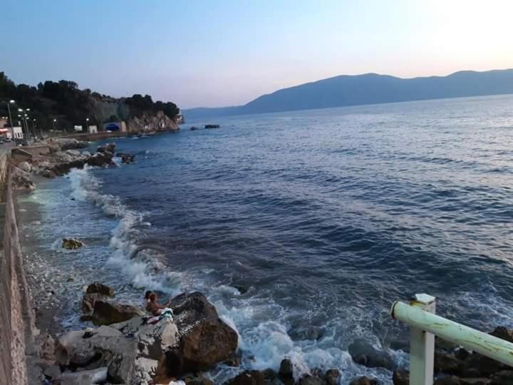 Artist S Apartment Vlore Luaran gambar