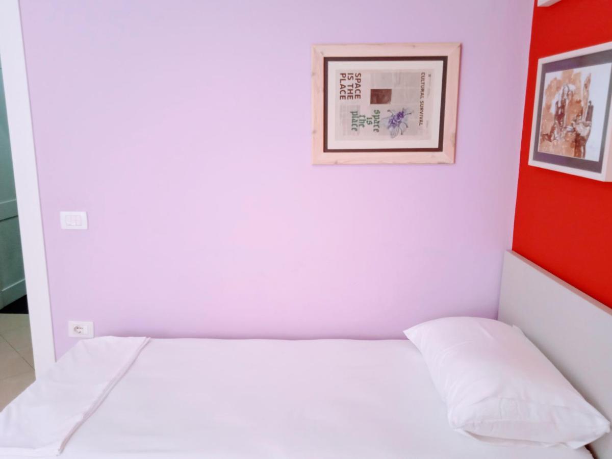 Artist S Apartment Vlore Luaran gambar