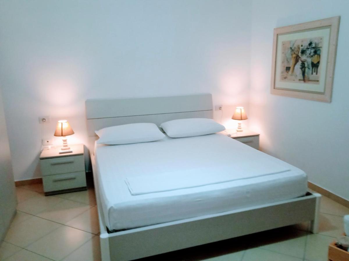 Artist S Apartment Vlore Luaran gambar