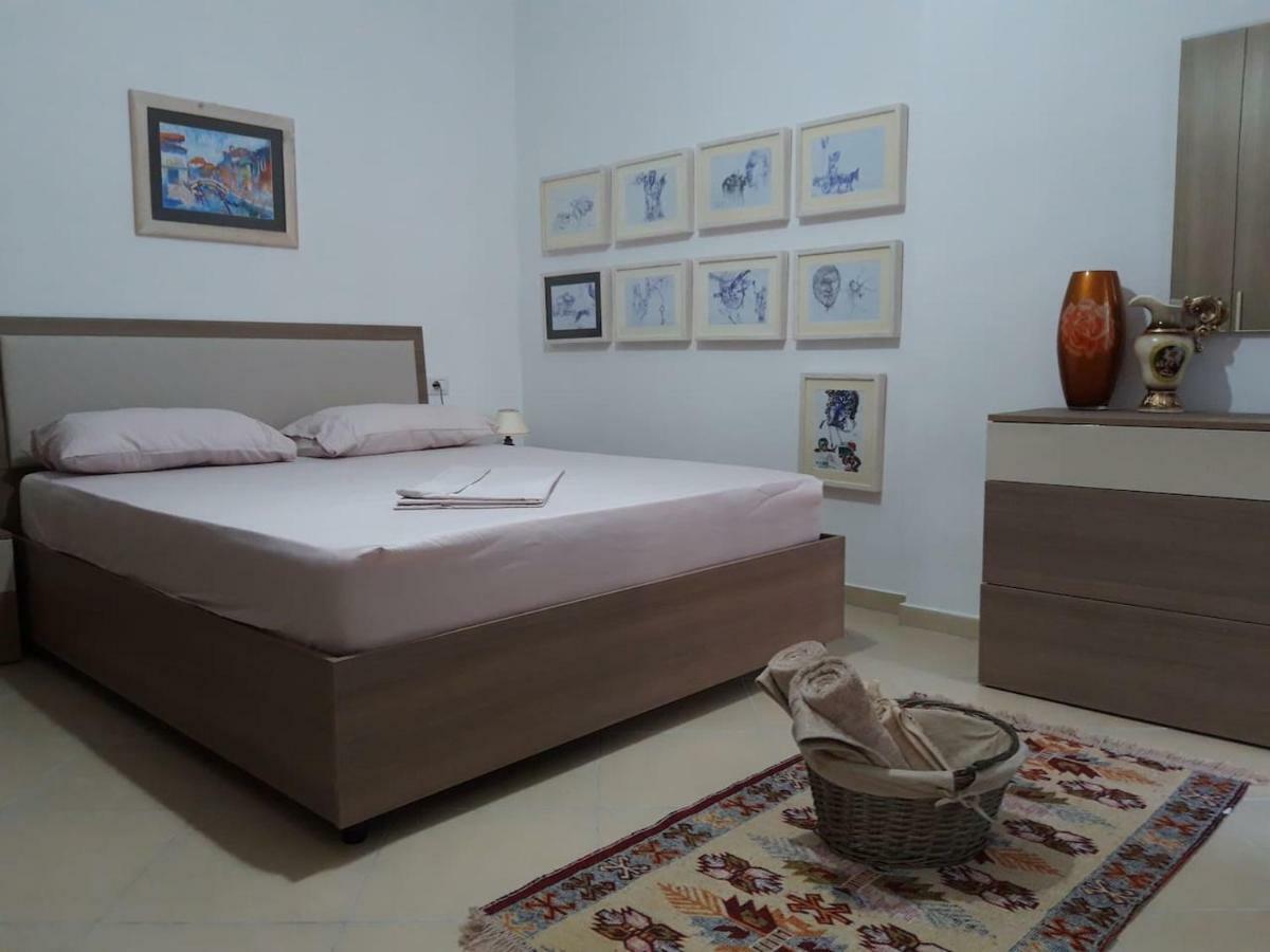 Artist S Apartment Vlore Luaran gambar