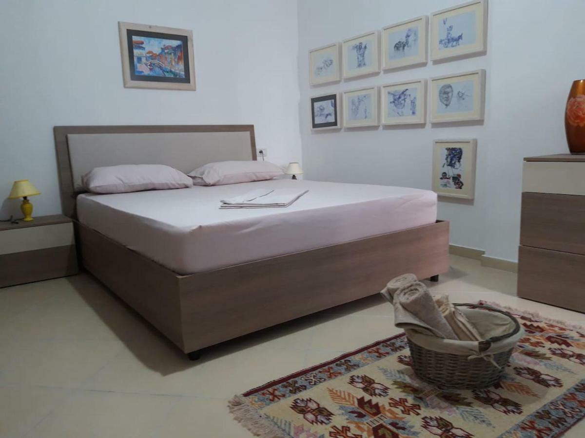 Artist S Apartment Vlore Luaran gambar